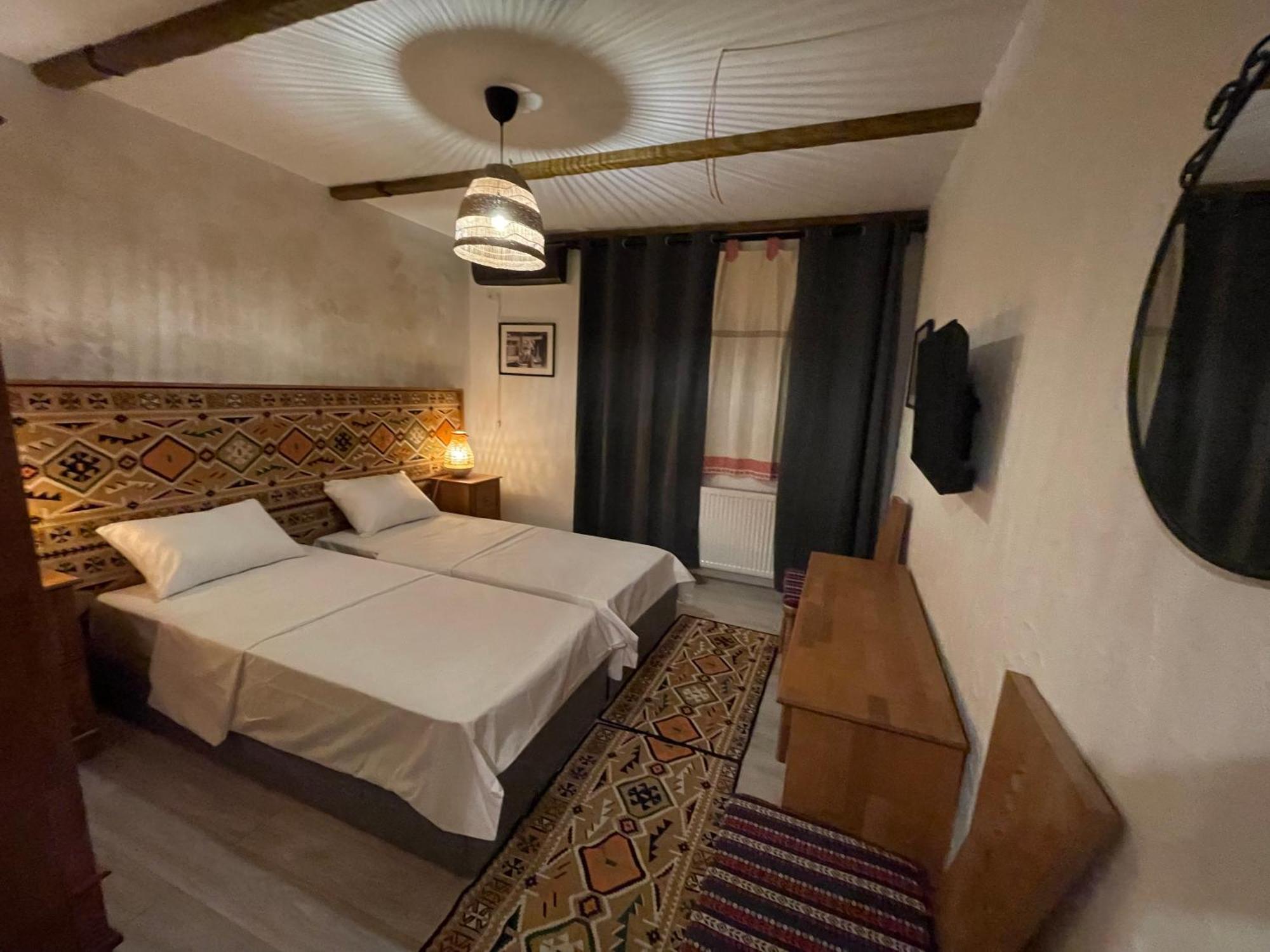 Hotel Casa Romaneasca Otopeni Exteriér fotografie